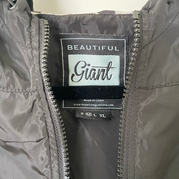 Beautiful Giant Black and Checkered Windbreaker - Picture 3 of 11